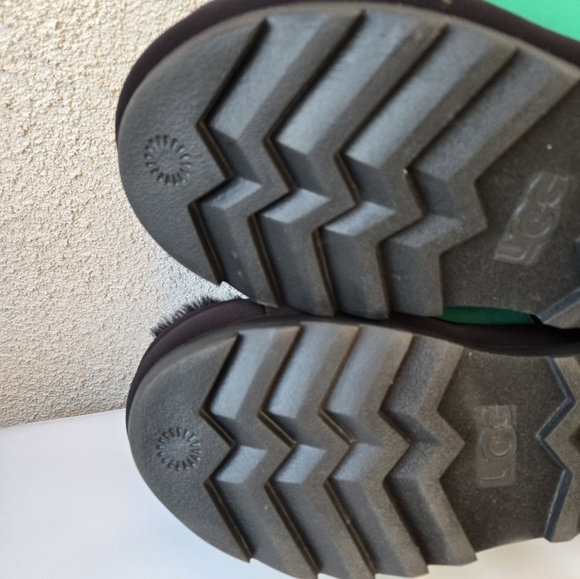 UGG Maxi Graphic Platform Slide Sandals Black/Emerald Green Size 7 - Picture 11 of 14